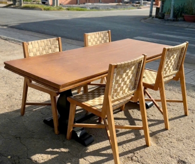 Xưởng sỉ lẻ bàn ghế quán trà sữa giá rẻ, uy tín