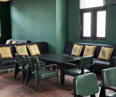 Mua sỉ bàn ghế quán trà sữa ở đâu uy tín, giá tốt?