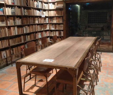 Các tiêu chí cần lưu ý khi chọn nội thất cho quán cà phê