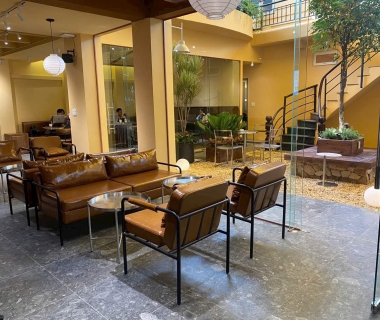 Gợi ý mua sofa cafe đẹp, giá rẻ, phù hợp không gian quán