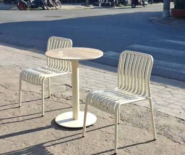 Nội Thất Quán Ăn Bình Dân Giá Rẻ 2026 | Hướng Dẫn Chọn Mua