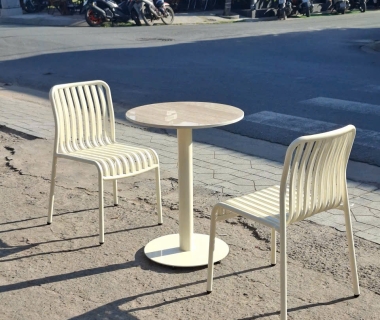 Bàn Ghế Ngoài Trời Quán Ăn: Giá Rẻ, Bền Đẹp 2026